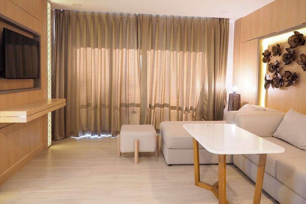 Clarion Hotel Patong Phuket Δωμάτιο φωτογραφία