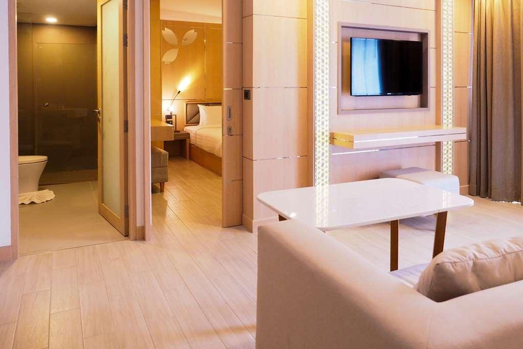 Clarion Hotel Patong Phuket Δωμάτιο φωτογραφία